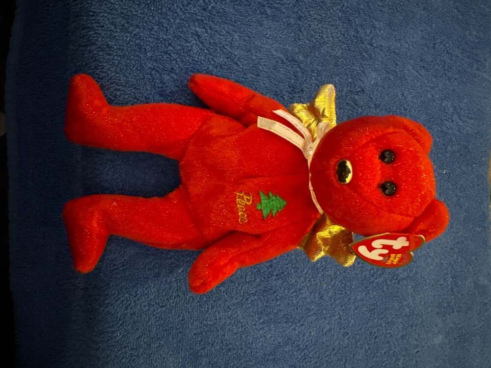Ty Beanie Baby Gift the Bear Red Version Hallmark Gold Crown Exclusive 2003